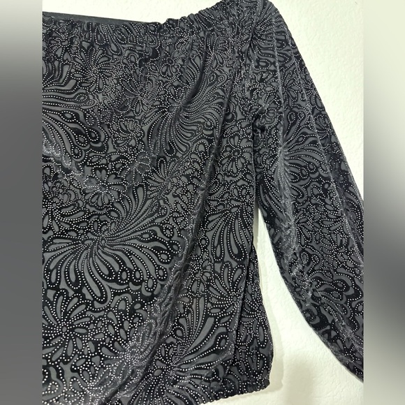 Anama Black Velvet Burnout Floral, Off Shoulder. Elastic Waist and Cuffs, Lined - Picture 7 of 13